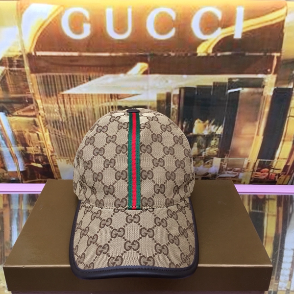 ブランド帽子側面デザイン